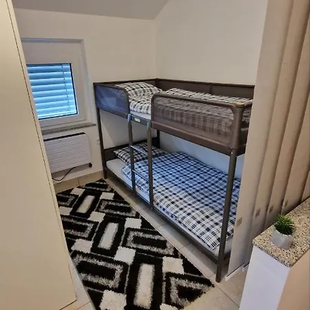 Sun River Kolpa Zala Апартаменты Vinica